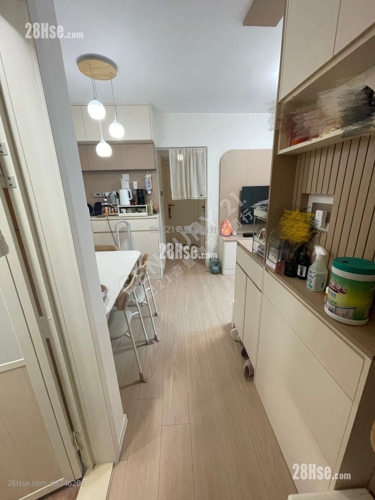 other: Dawning Views Sell 2 Bedrooms , 1 Bathroom 428 ft²