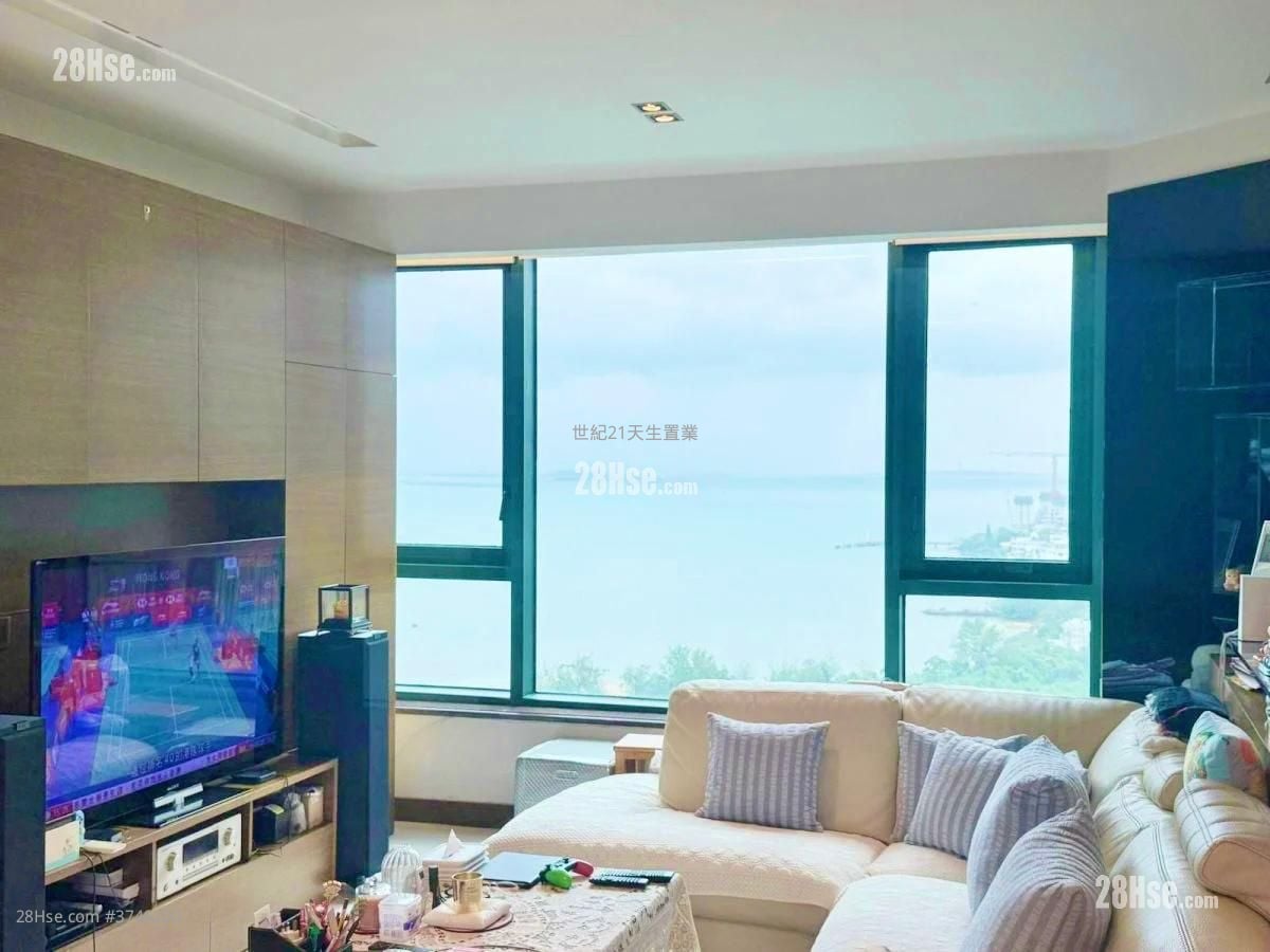 Palatial Coast Sell 4 Bedrooms , 3 Bathrooms 1,186 ft²