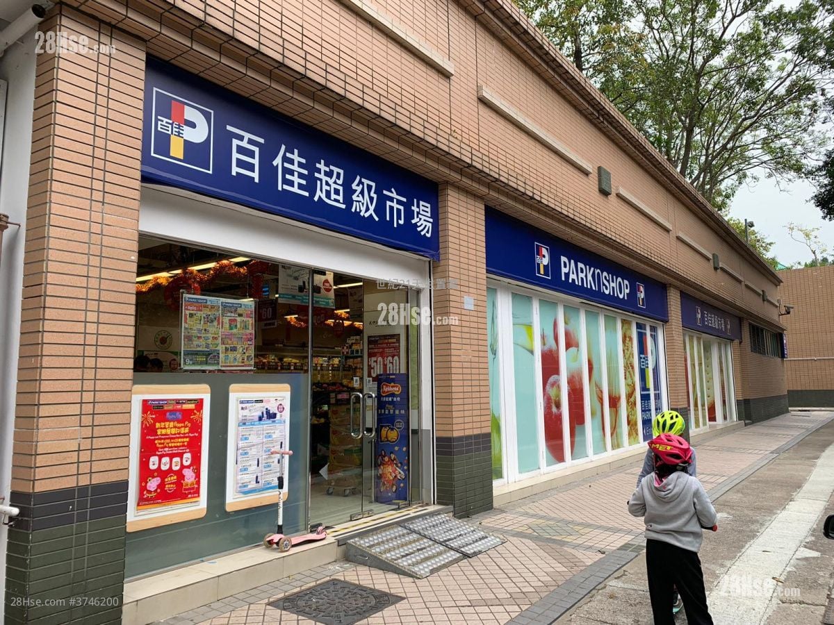 Palatial Coast Sell 4 Bedrooms , 3 Bathrooms 1,186 ft²