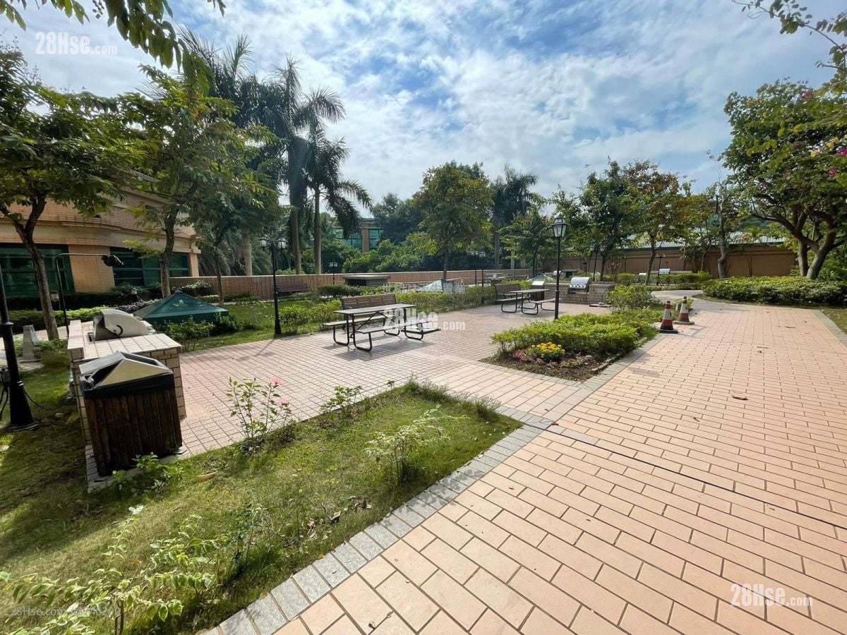 Palatial Coast Sell 4 Bedrooms , 3 Bathrooms 1,186 ft²