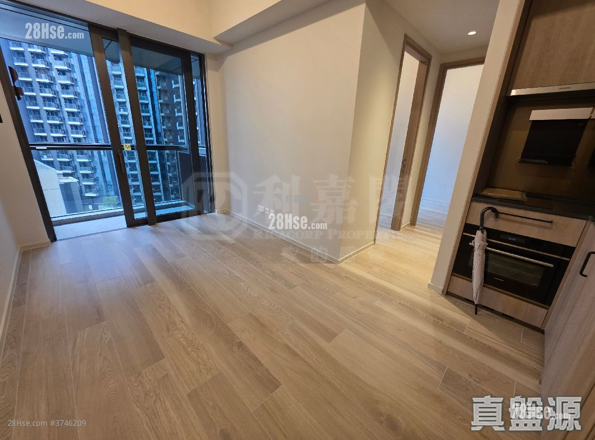 柏蔚森 售盤 2 房 392 平方呎