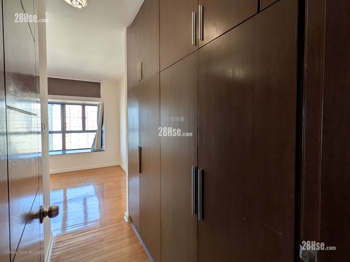 承德山莊 租盤 3 房 , 2 浴室 942 平方呎