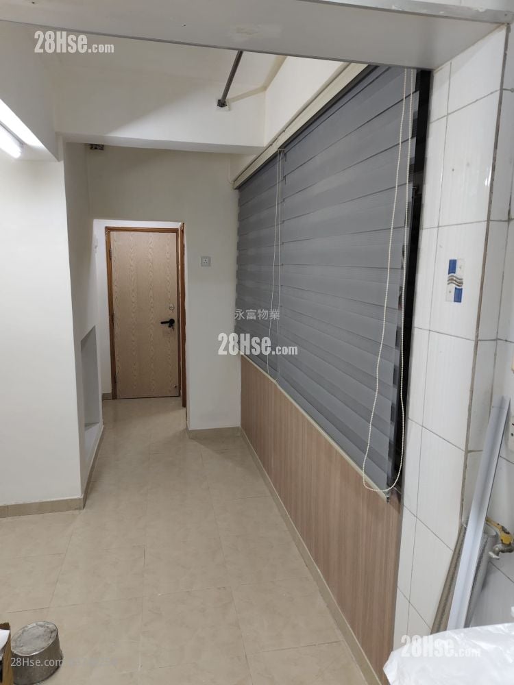 Chinese Mansion Rental 1 Bedroom 300 ft²