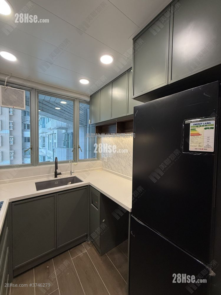 维景湾畔 售盘 2 房 , 1 浴室 550 平方尺