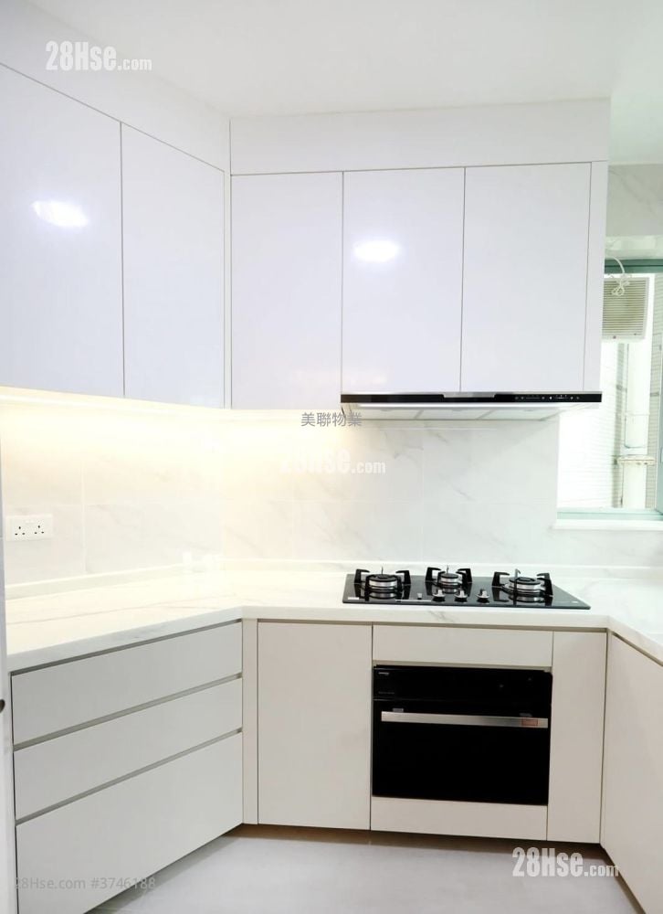 维景湾畔 售盘 3 房 , 2 浴室 638 平方尺