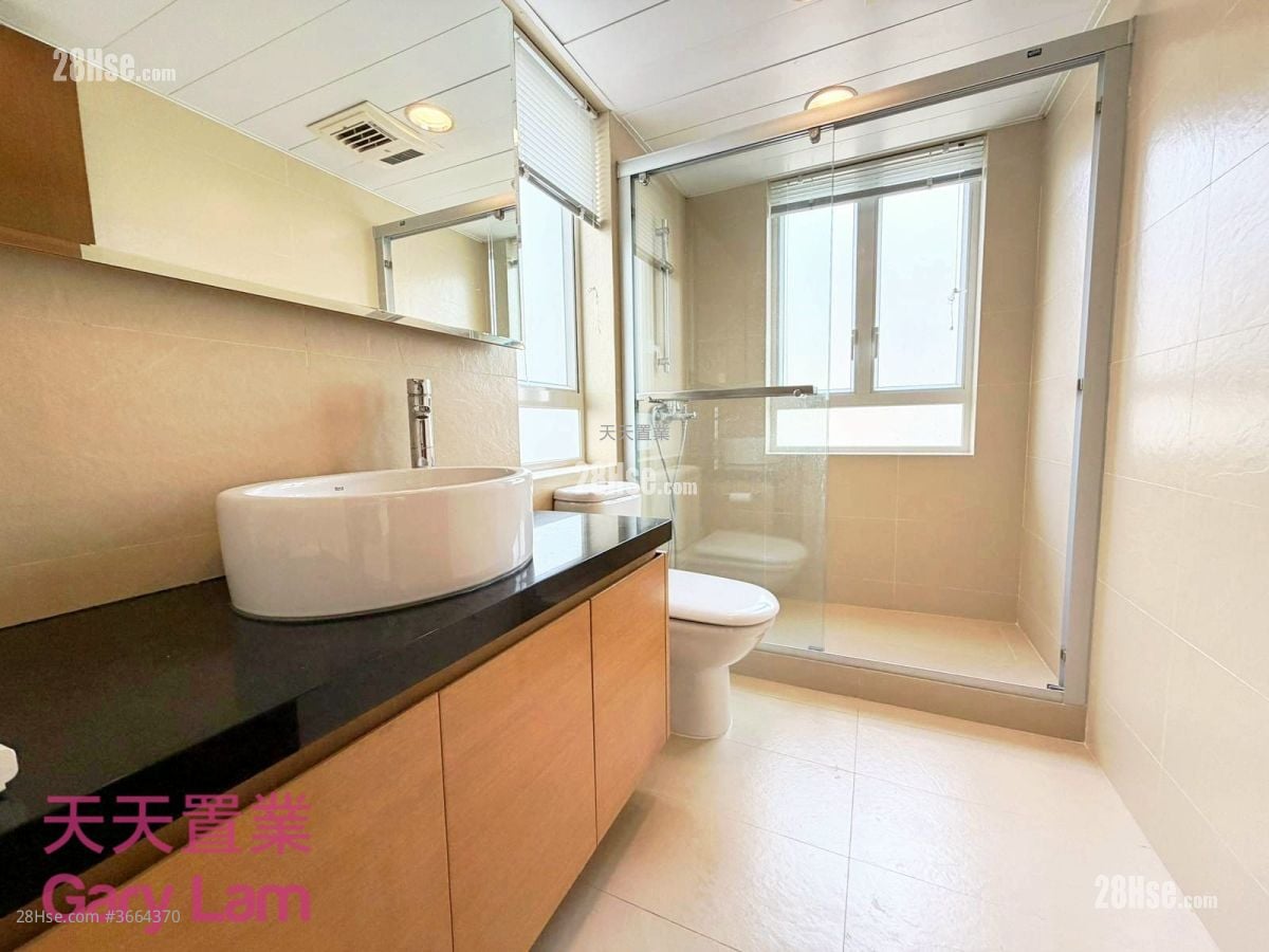 南山新村 租盘 4 房 , 3 浴室 2,100 平方尺