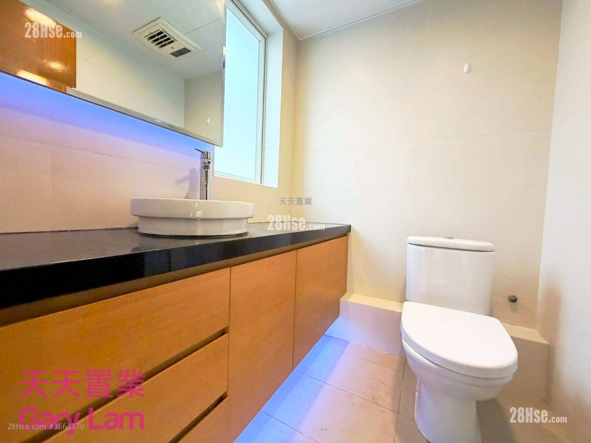 南山新村 租盘 4 房 , 3 浴室 2,100 平方尺