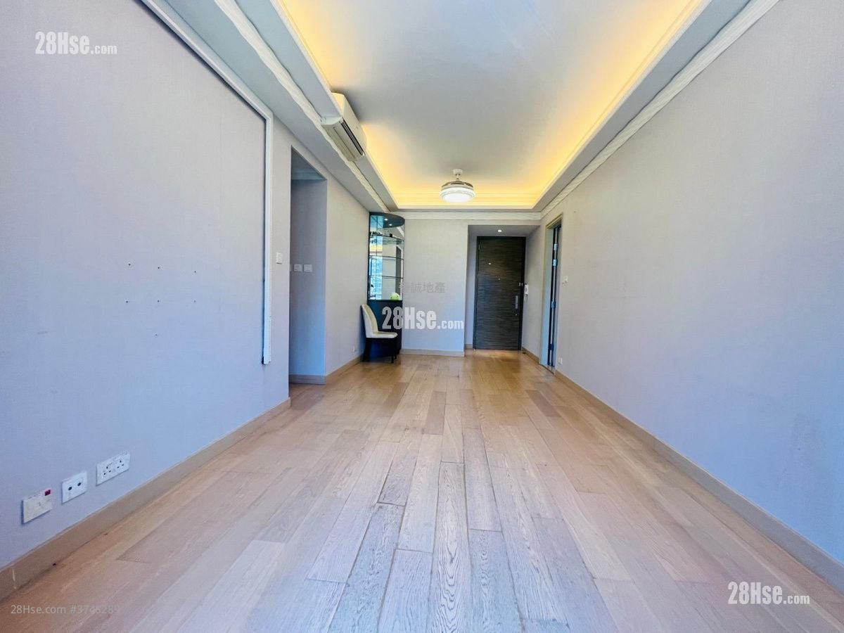 NAPA 售盘 4 房 , 2 浴室 816 平方尺