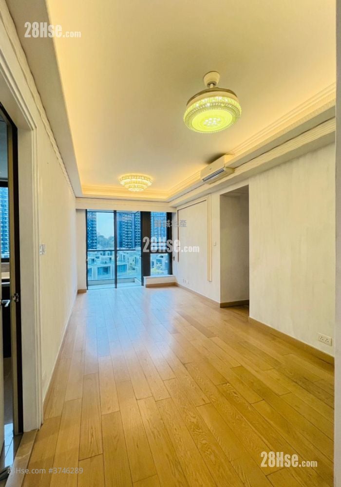 NAPA 售盘 4 房 , 2 浴室 816 平方尺