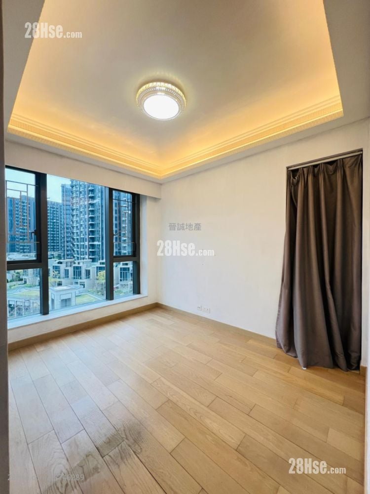 NAPA 售盘 4 房 , 2 浴室 816 平方尺