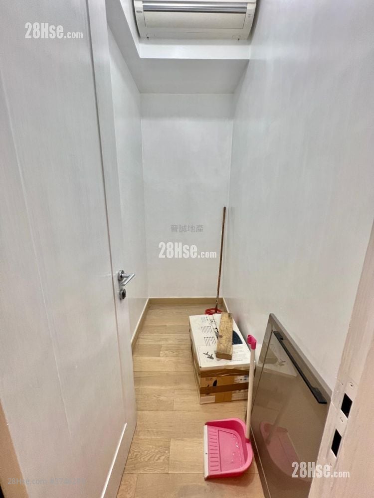 NAPA 售盘 4 房 , 2 浴室 816 平方尺