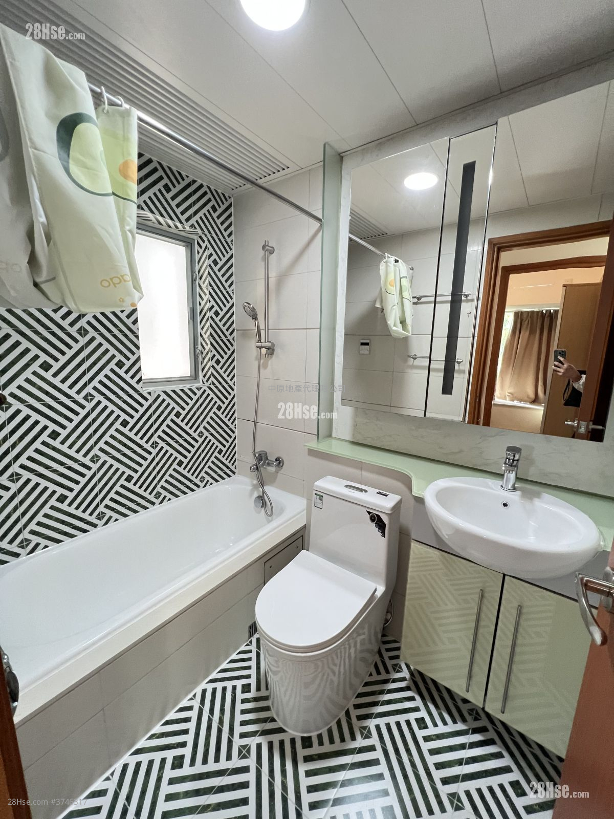 藍天海岸 售盤 2 房 561 平方呎