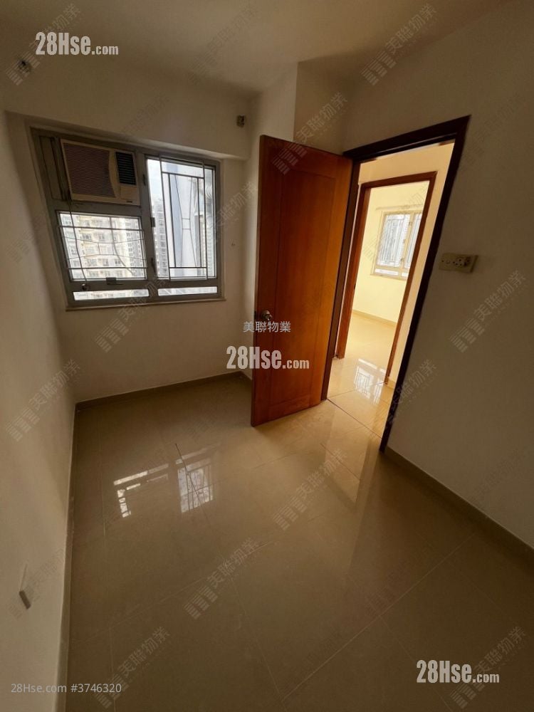 Chi Lok Fa Yuen Sell 3 Bedrooms 511 ft²