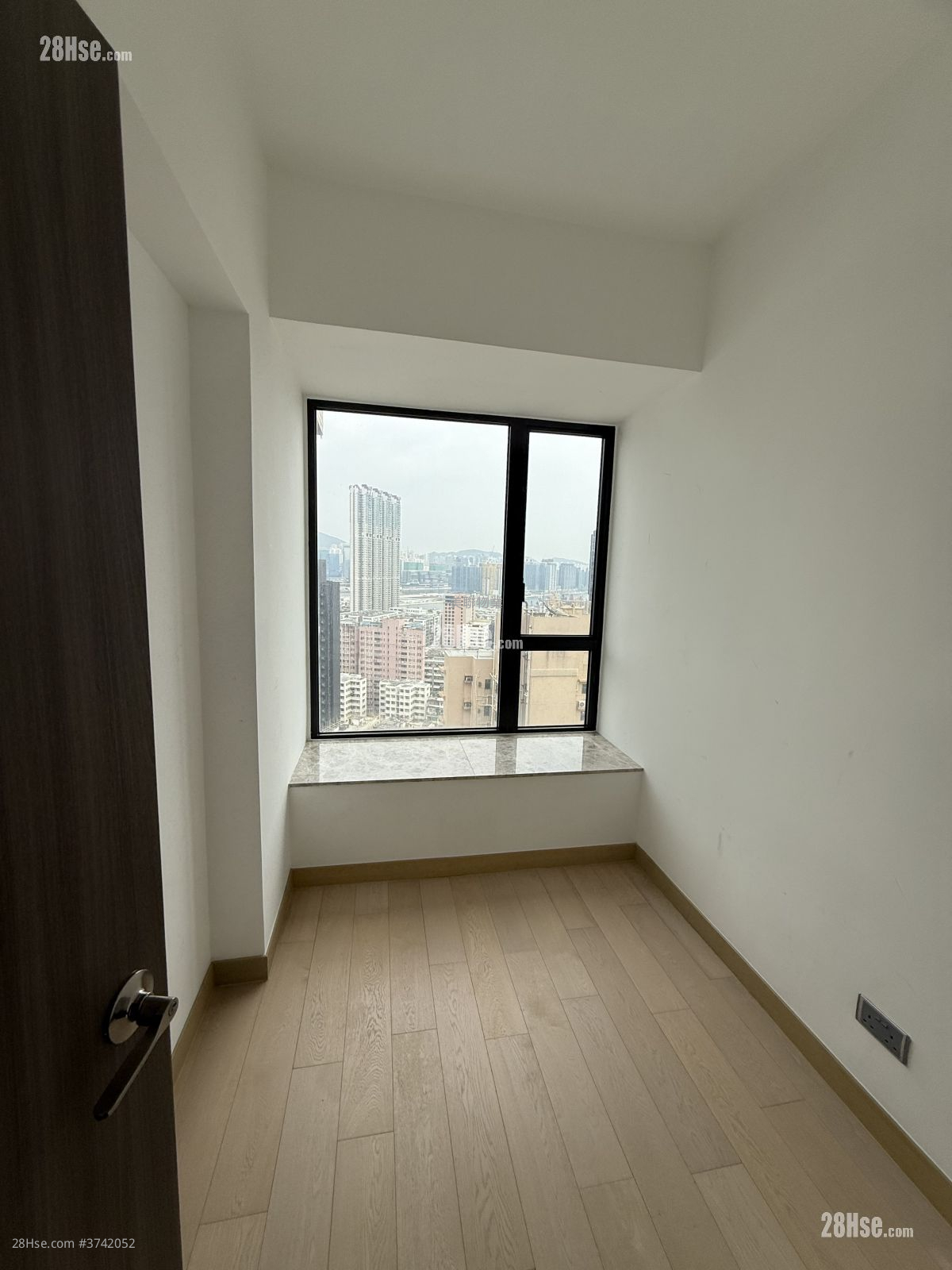 城軒 售盤 2 房 , 1 浴室 510 平方呎