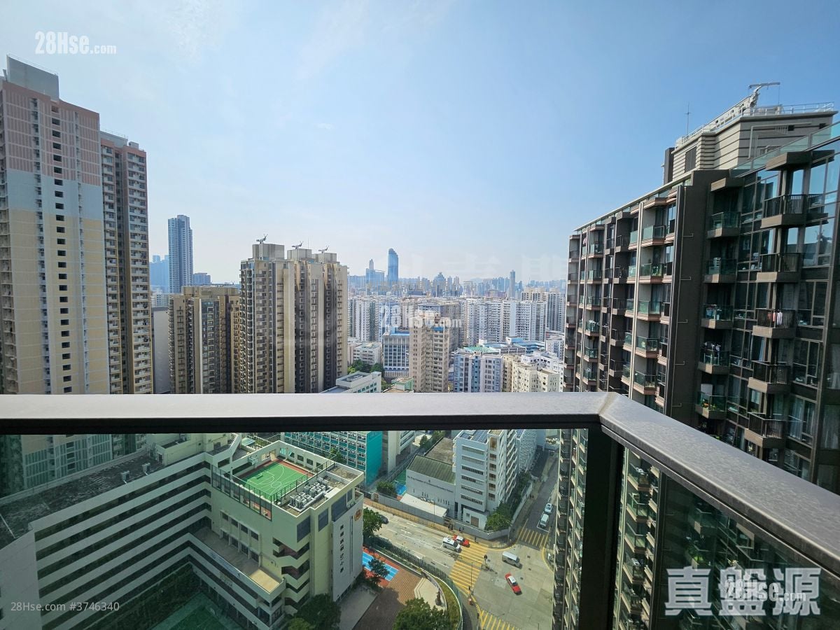 Mantin Heights Sell 2 Bedrooms , 1 Bathroom 689 ft²