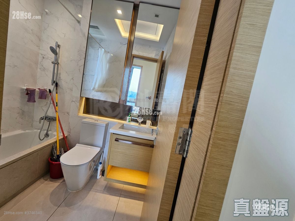 Mantin Heights Sell 2 Bedrooms , 1 Bathroom 689 ft²