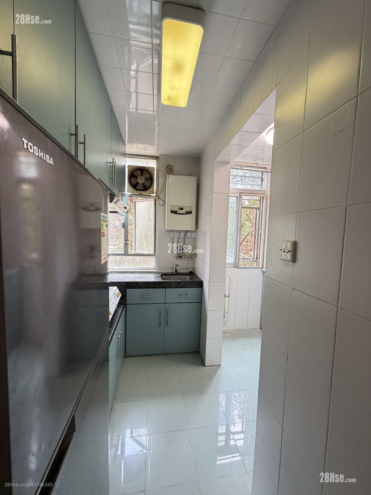 龍蟠苑 售盤 2 房 , 1 浴室 383 平方呎