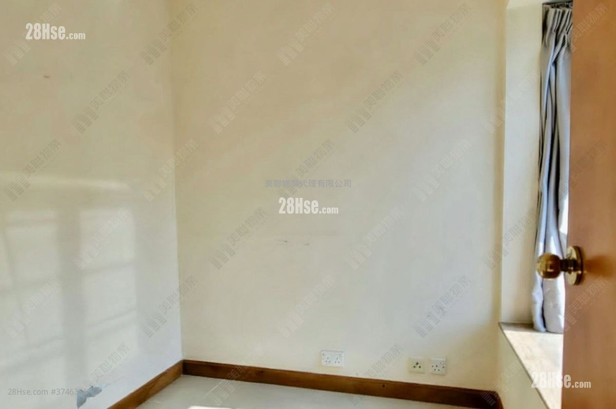 君傲灣 售盤 2 房 , 1 浴室 440 平方呎