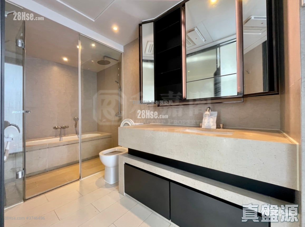 傲泷 售盘 3 房 , 3 浴室 1,077 平方尺