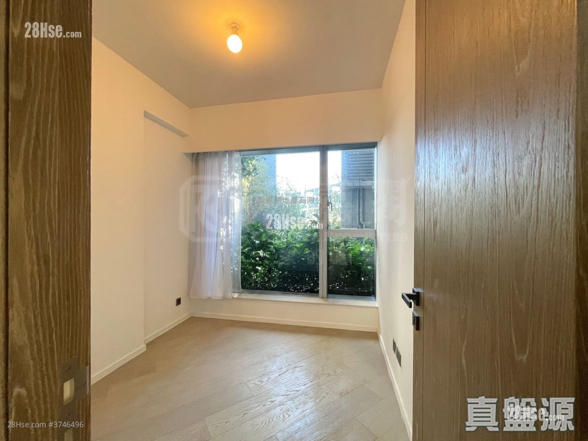 傲泷 售盘 3 房 , 3 浴室 1,077 平方尺