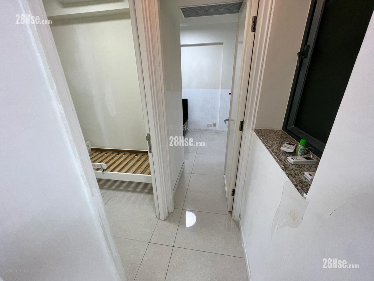 The Rise Sell 2 Bedrooms , 1 Bathroom 513 ft²