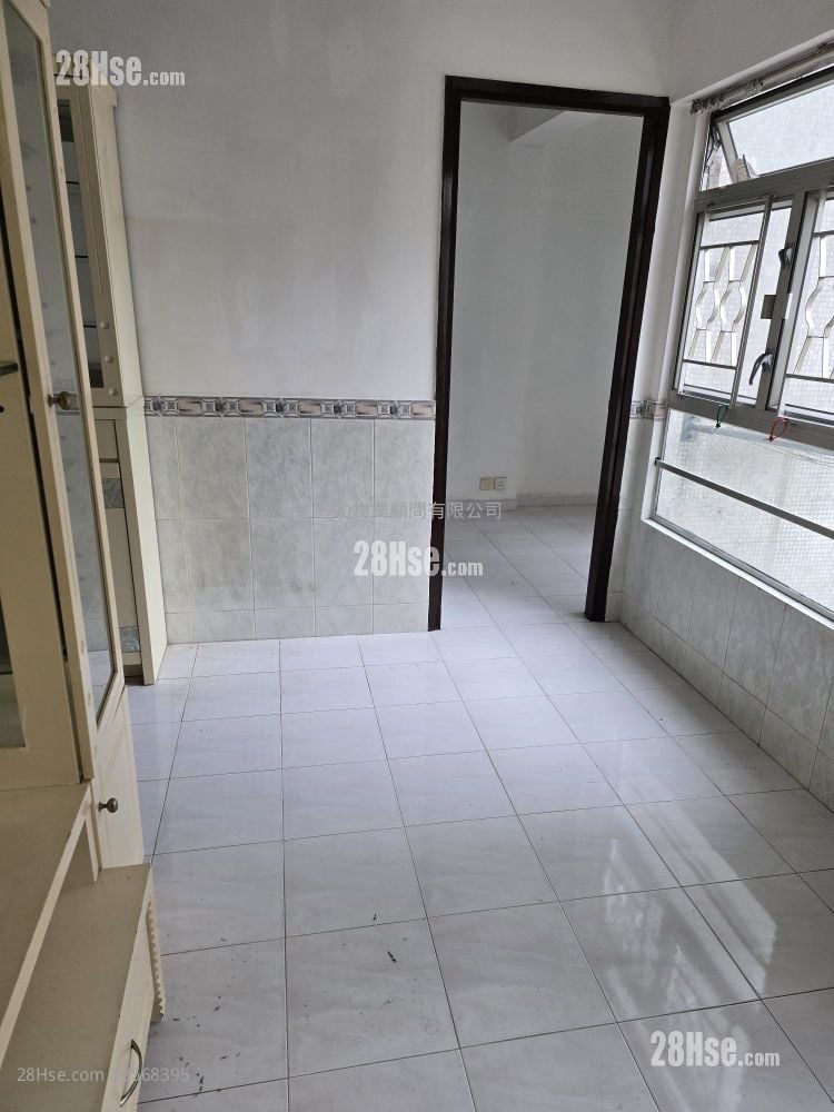 Tung Wai Garden Sell 314 ft²