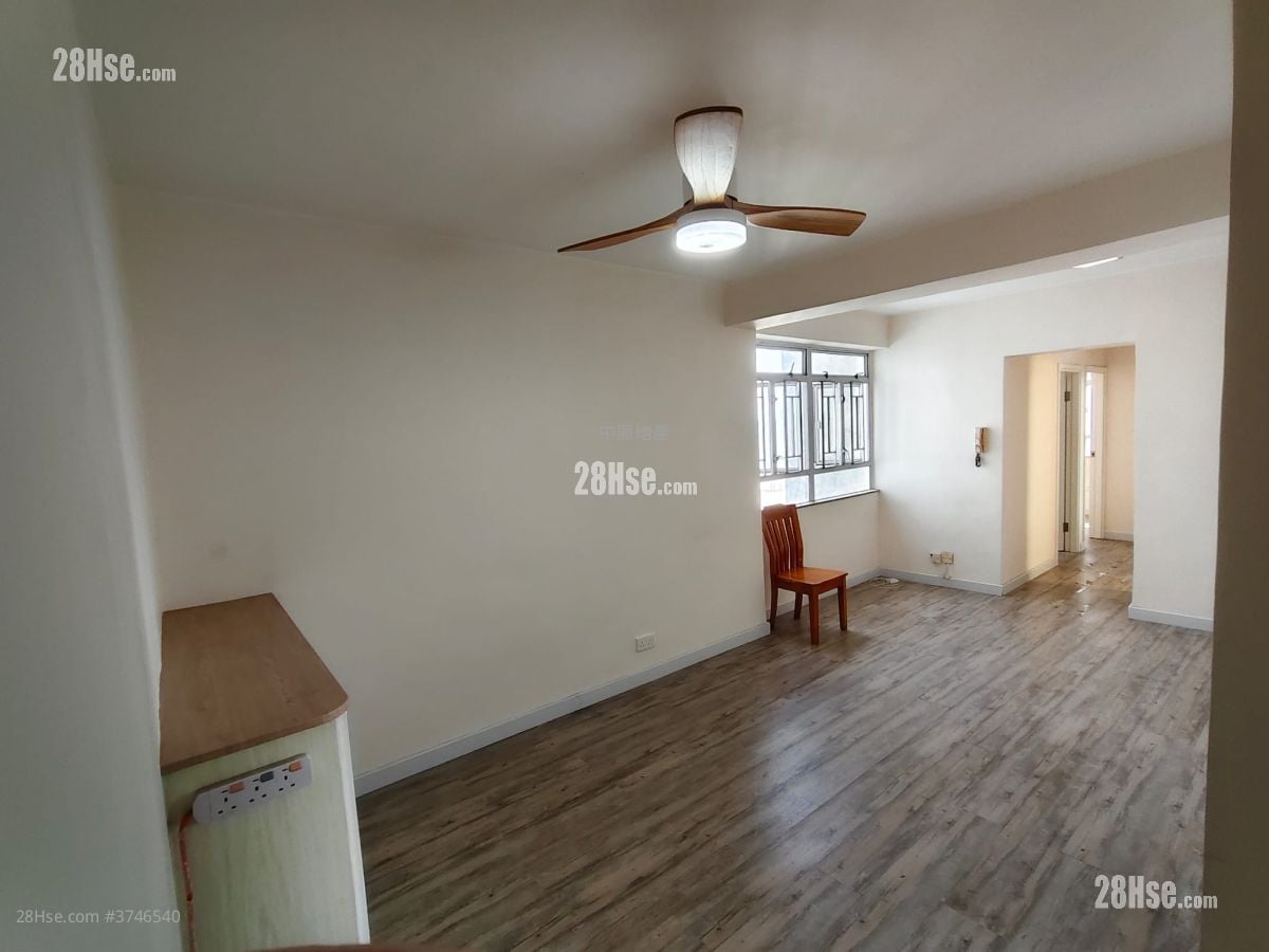 翠竹花園 售盤 3 房 , 1 浴室 592 平方呎