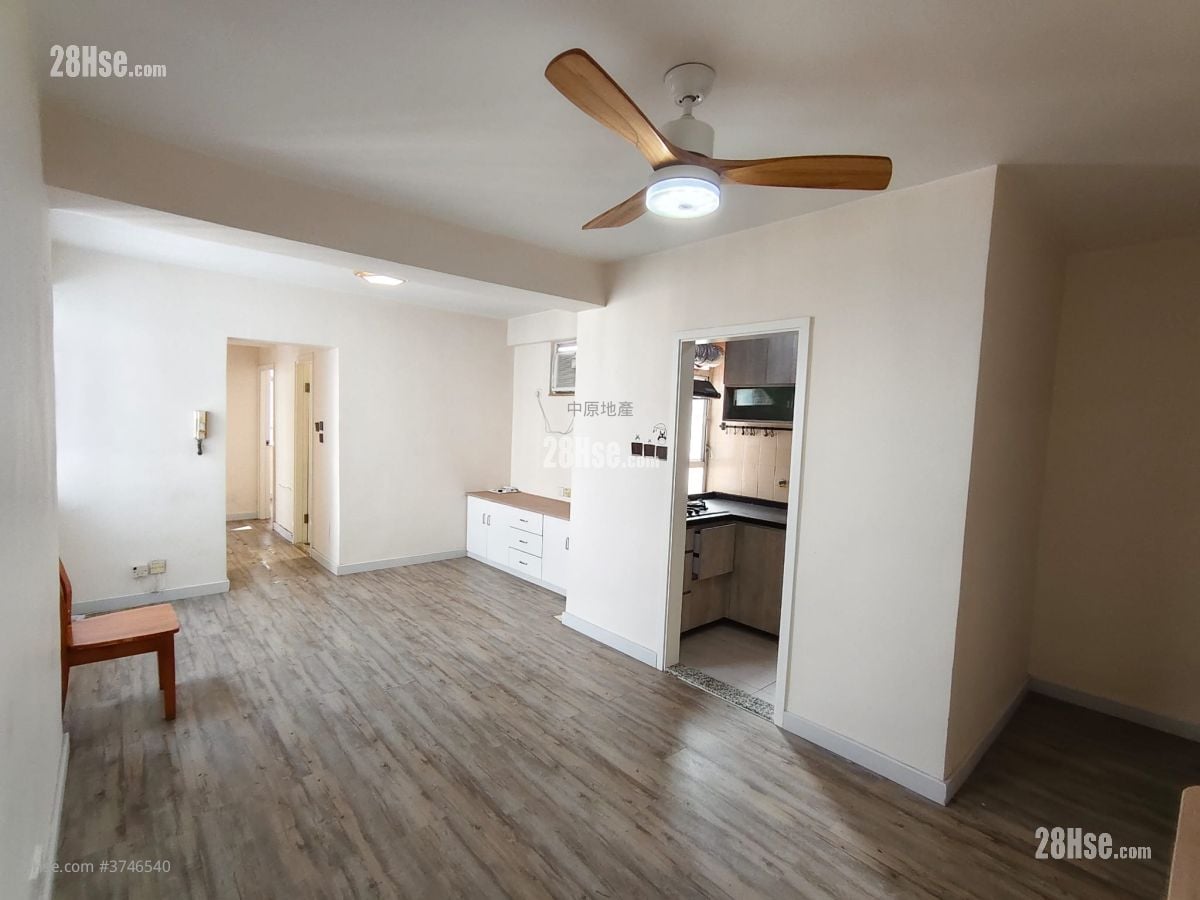 翠竹花園 售盤 3 房 , 1 浴室 592 平方呎