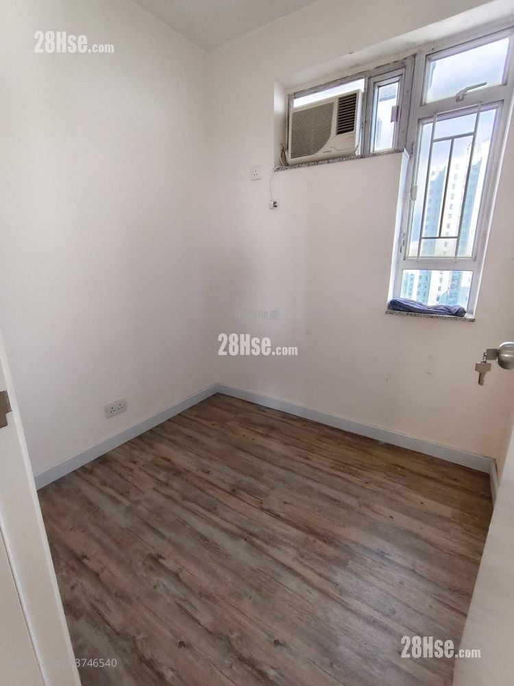 翠竹花園 售盤 3 房 , 1 浴室 592 平方呎