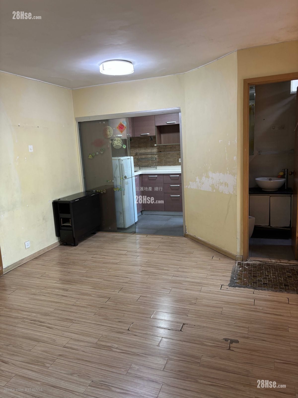 凤德邨 售盘 445 平方尺