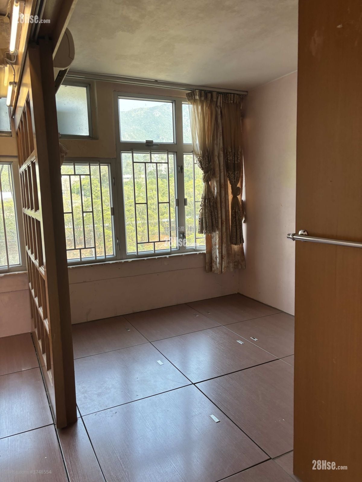 凤德邨 售盘 445 平方尺