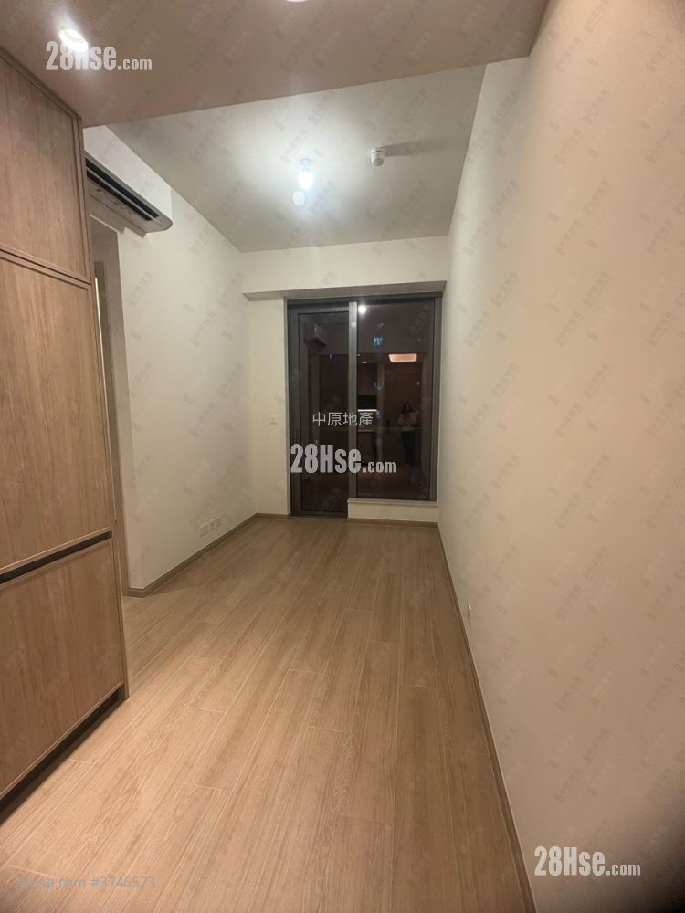 朗天峰 售盘 2 房 377 平方尺