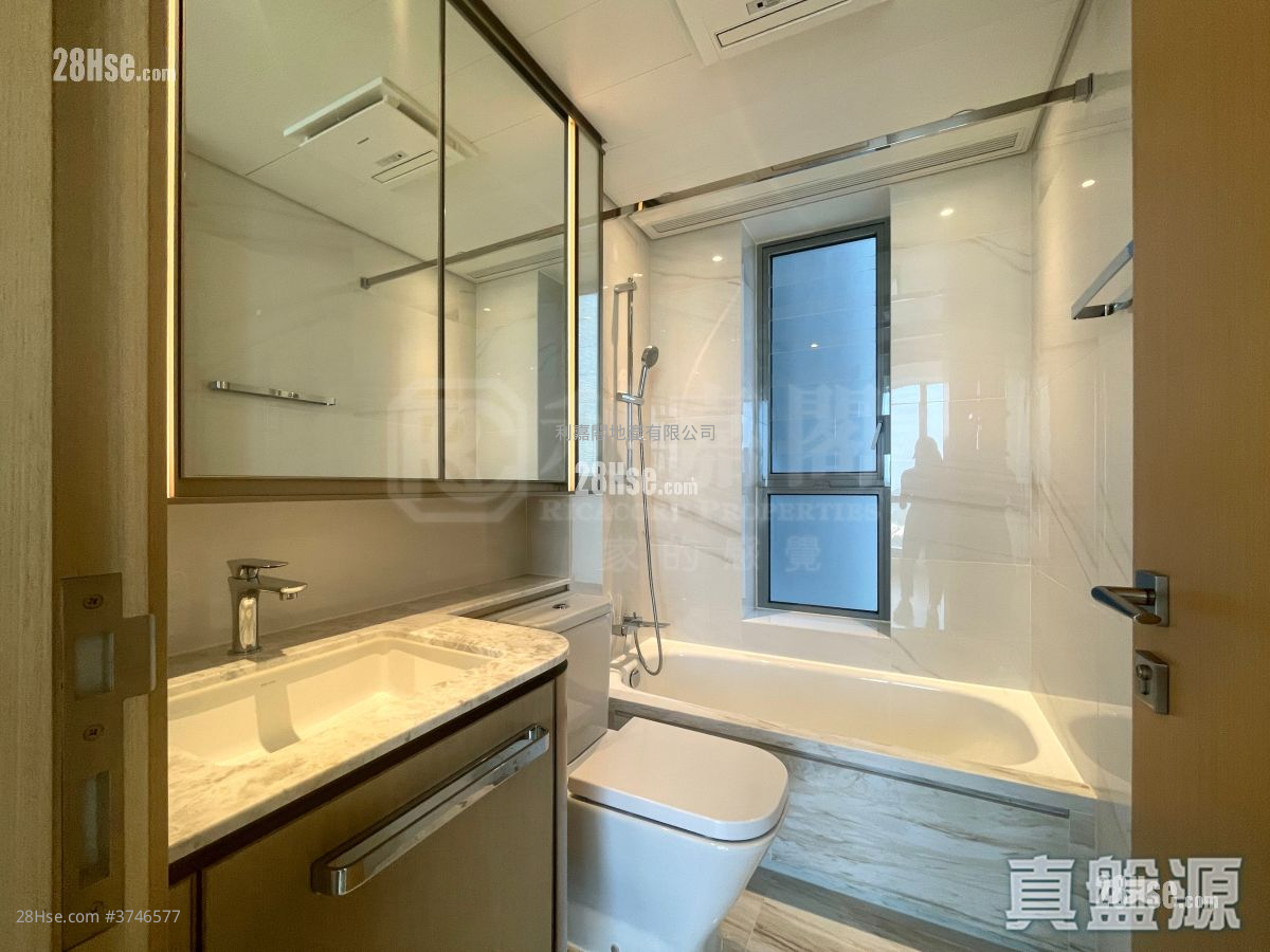 Grand Marini 售盘 3 房 785 平方尺