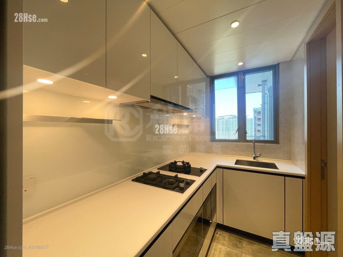 Grand Marini 售盘 3 房 785 平方尺