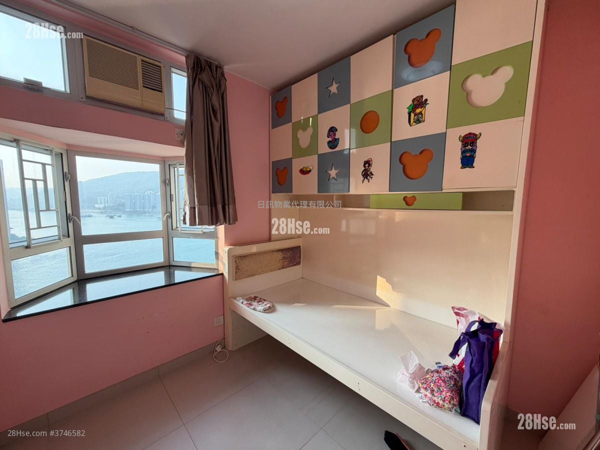 海濱花園 售盤 3 房 , 2 浴室 665 平方呎