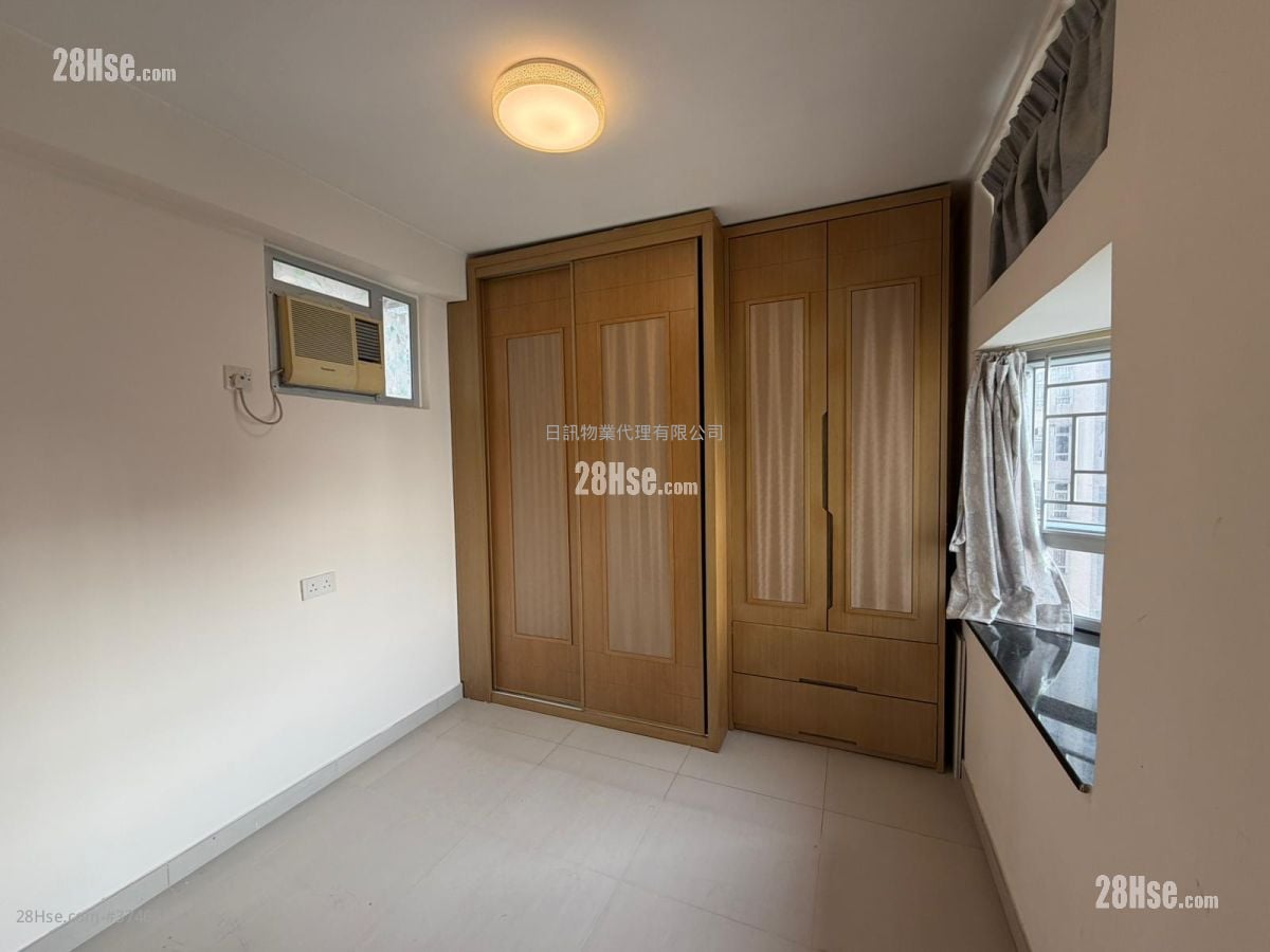 海濱花園 售盤 3 房 , 2 浴室 665 平方呎