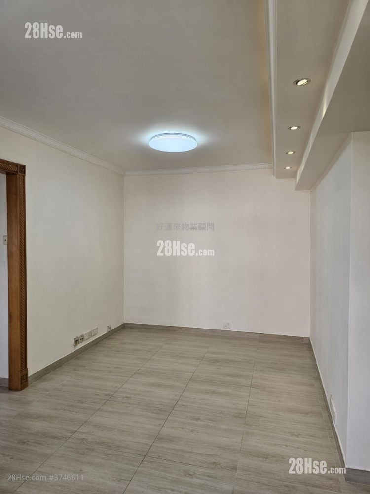 Chi Lok Fa Yuen Sell 2 Bedrooms 449 ft²