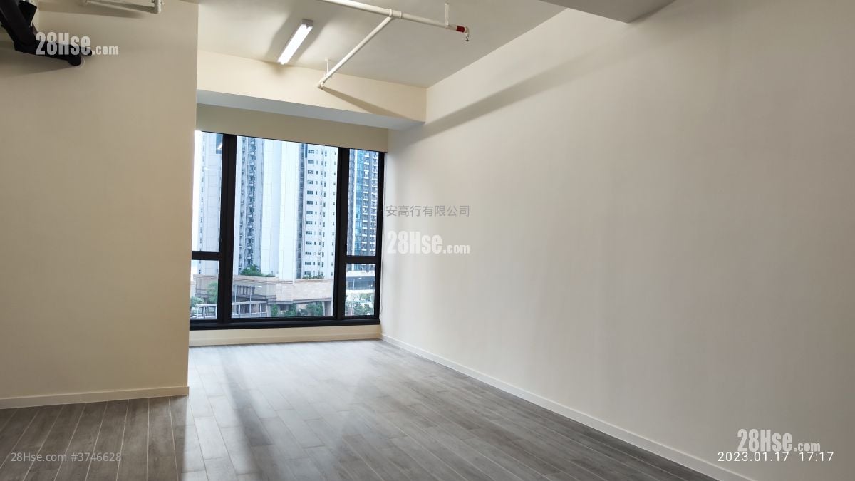 W MEGA 租盘 开放式间隔 , 1 厕所