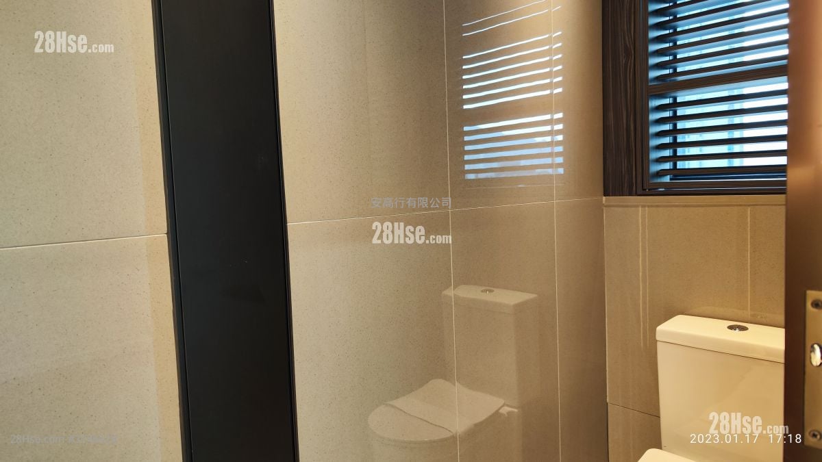 W MEGA 租盘 开放式间隔 , 1 厕所