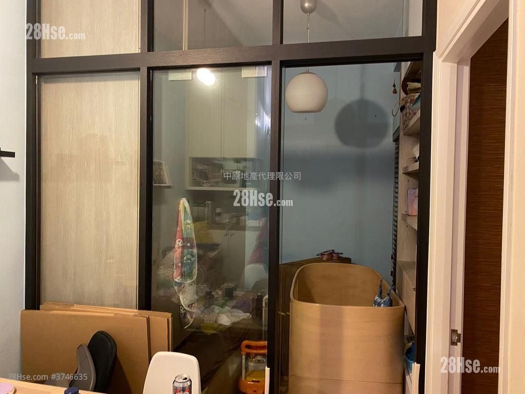 H Cube Sell 2 Bedrooms , 1 Bathroom 395 ft²