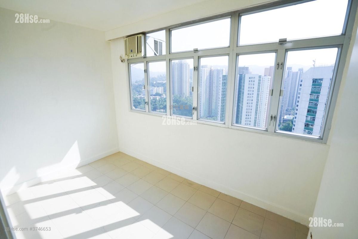 美城苑 售盤 3 房 , 1 浴室 490 平方呎