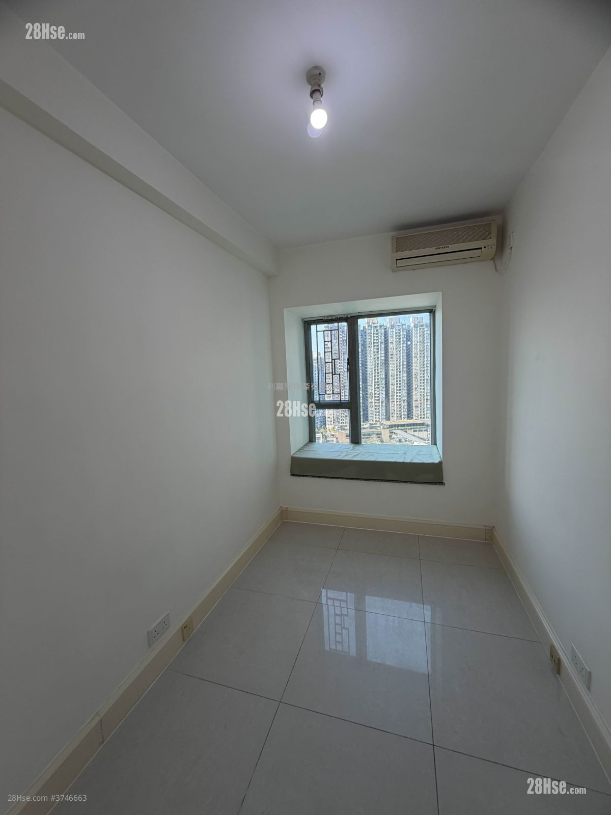 映湾园 售盘 3 房 749 平方尺