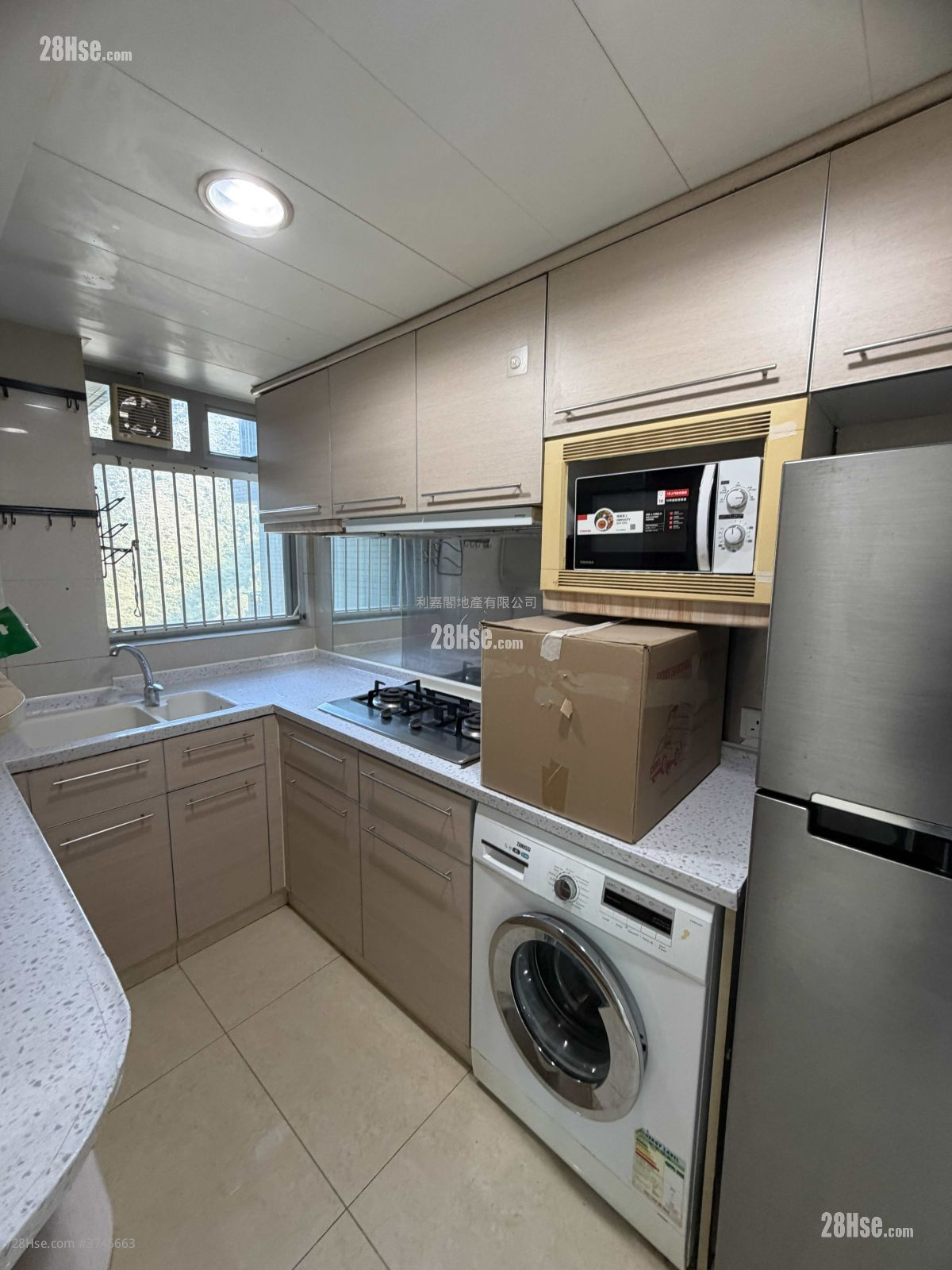 映湾园 售盘 3 房 749 平方尺