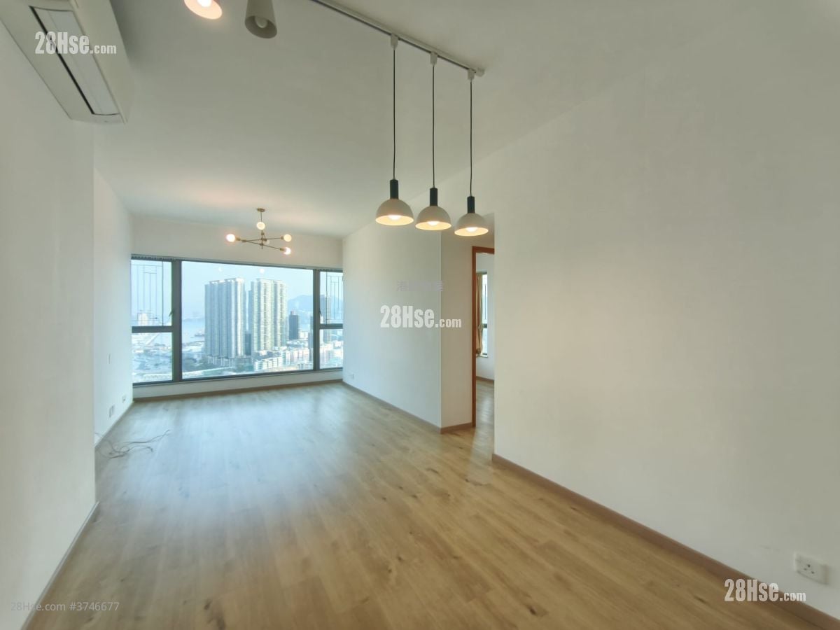 The Bloomsville Sell 3 Bedrooms , 2 Bathrooms 704 ft²