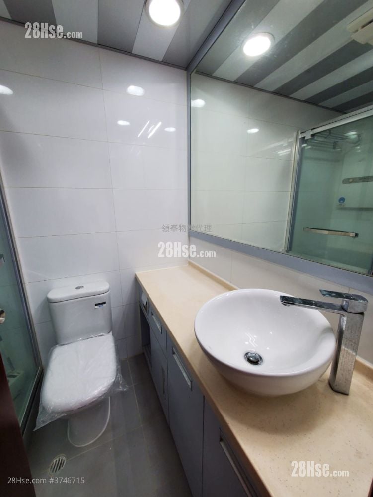 殷桦花园 售盘 3 房 , 2 浴室 842 平方尺