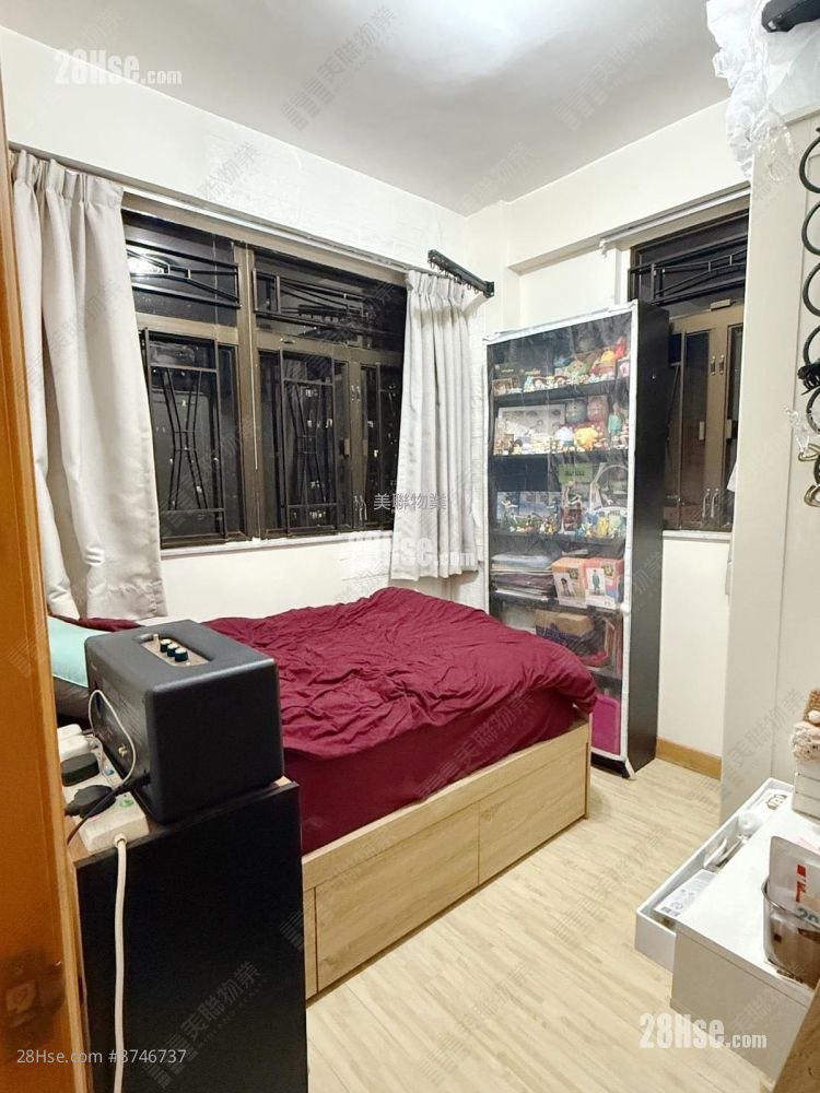 主人房: 葵涌大廈 售盤 3 房 , 1 浴室 388 平方呎