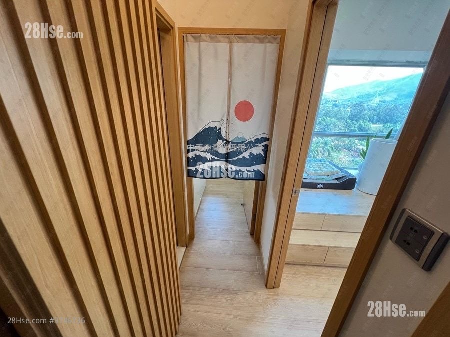 Yoho Town Sell 2 Bedrooms , 1 Bathroom 393 ft²