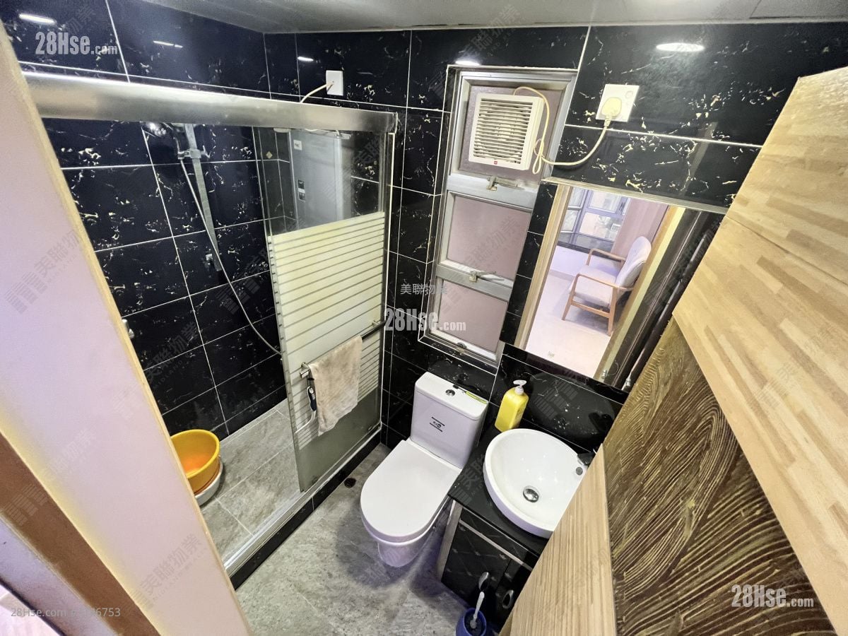 新港城 售盘 2 房 , 1 浴室 337 平方尺