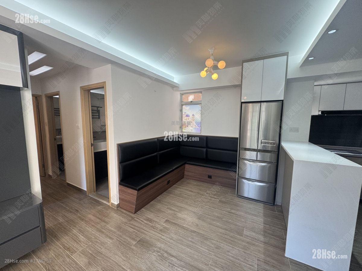 Sunshine City Sell 3 Bedrooms , 1 Bathroom 568 ft²