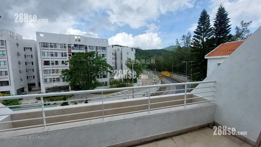 沙田渣甸山花园 售盘 4 房 1,742 平方尺